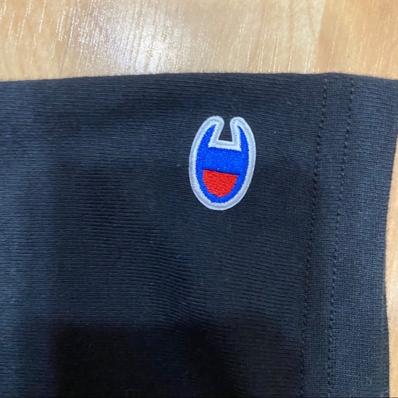 🆕 CHAMPION CROP TOP - Picture 5 of 5